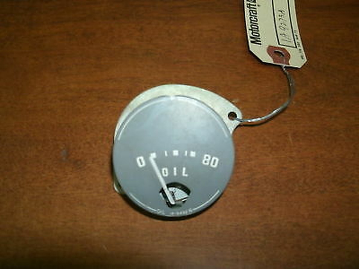 Electrical - Oil pressure gauge - 1951 passenger