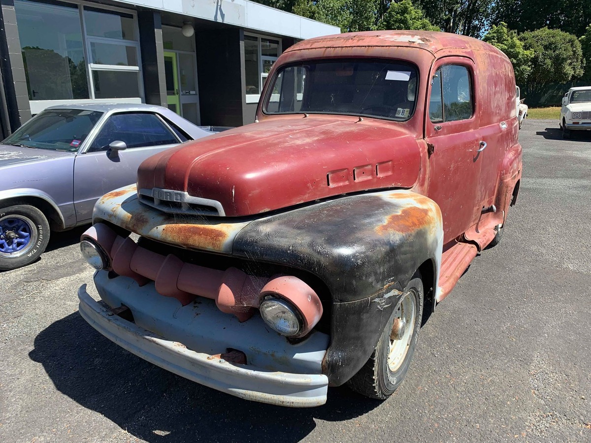 1951 Ford Delivery Van