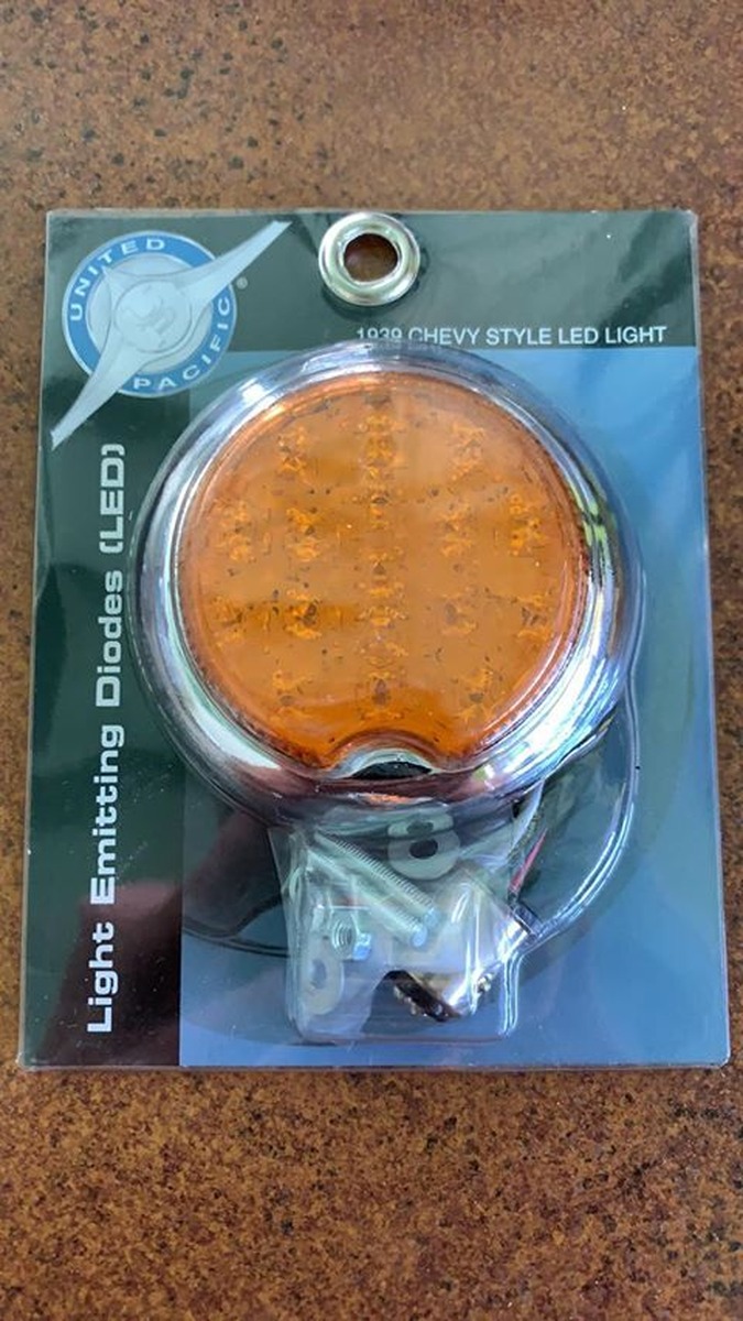 Chevy Tail Lights - Park light LED Amber w bezel